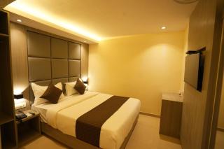 HOTEL BOSTON - Mumbai - 0