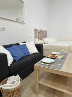 Apartamento Moderno Playa Málaga - Malaga - 1