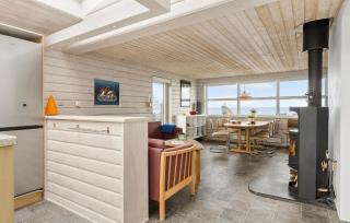2 Bedroom Beach Front Home In Otterup - Otterup - 6