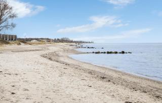 2 Bedroom Beach Front Home In Otterup - Otterup - 2