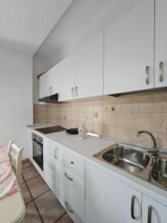 Xplore Xpress Center Apartment - Tirana - 4