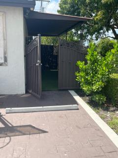 cozy studio apartment with private entrance and patio - Miami - 8
