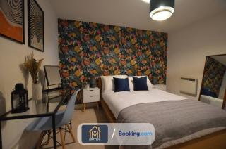 LGI Stunning 1 Bedroom Apartment By Movida Property Group Short Lets & Serviced Accommodation - Leeds - 9