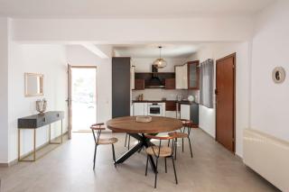 Theodora's Family Suite - 6
