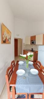 Apartments Roko Lalin - Pakoštane - 3