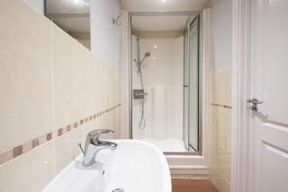 Space Apartments - Colchester -TwoBed TwoBath Flat with Balcony - Mile End - 9