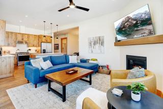 New Luxury Elk Creek Condo E201 I Hot Tub I Great Views I Best Price I FREE Adventures Daily - 3