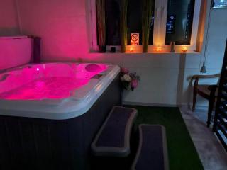 BM apartament SPA jacuzzi & sauna na WYŁĄCZNOŚĆ - 1
