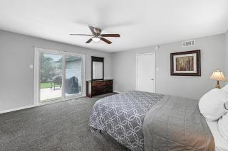 New/Coastal Retreat Sleeps 8 - La Marque - 3