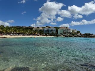 UntoldCondo - Blue Bay - 1