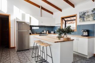 Buttons By The Beach - beach house on King Island - - 6