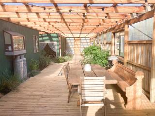 Buttons By The Beach - beach house on King Island -  - 4