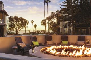 Zachari Dunes on Mandalay Beach, Curio Collection by Hilton - Oxnard - 8