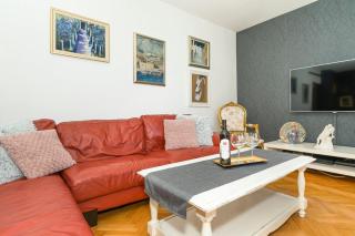 Apartments with parking space Split - 22841 - 7