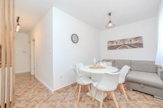 Apartments with a parking space Vir - 22930 - Vir - 1