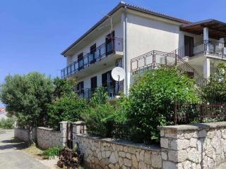 Apartments with a parking space Losinj, Losinj - 22940 - Mali Lošinj - 0
