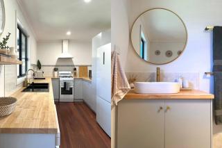 The Little Beach Retreat - Relaxing family sized home one street from the sea! - Port Willunga - 5