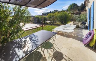 Awesome Home In Saint-Laurent-De-La-Ca - 8