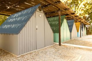 FarOut - BeachResort & Camping - Mylopotas - 9