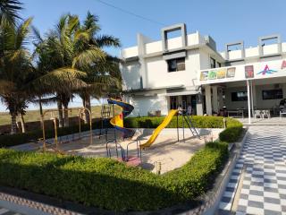 Hotel Amidhara - Dwarka - 1