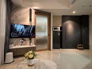 Apartment Nuvasa Bay Nongsa, Kalani 1BR 8th, Sea & Golf View, Batam - Nongsa - 3