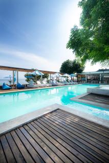 AMP Beach House - Nusa Penida - 0