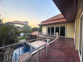 Five bedroom, Five bathroom Luxury villa, Jomtien Beach - 2