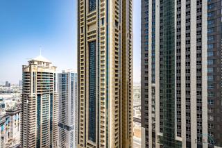 Modern 1BR Apartment in Elite Residences, Dubai Marina by Deluxe Holiday Homes - Dubai - 5