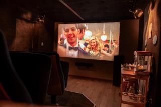 Cinéma Enchanté maison d'hôtes avec écran géant et bain nordique - 6