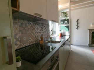 Mamma Ciccia - modern apt in the historic centre - Mandello del Lario - 2