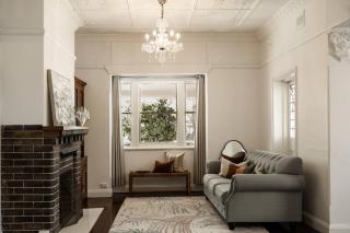 The Whitehouse on Boyce Street - 4