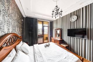 Luxury 1-BDR apartment on Arami street next to Malibu park, New Building - 2