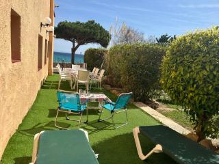 Apartamento con jardín a 11 metros de la playa. B1. - 5