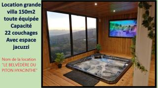 Le Belvédère du Piton Hyacinthe grande villa capacité 22 personnes avec vrai jacuzzi billard trampoline babyfoot - La Plaine des Cafres - 0