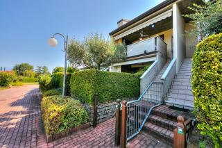 VistaLago Green Residence 100m From Lake - Happy Rentals - 1