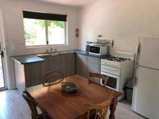 Cute self-contained apartment - Albany - 2