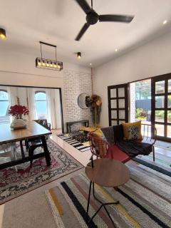 Tamu Beradu Seaview Private Villa 3 Bedroom No Pool 6 Pax Max - Dungun - 1