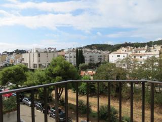 Estudio un solo ambiente céntrico muy cerca de la playa con piscina y terraza - Tossa de Mar - 2