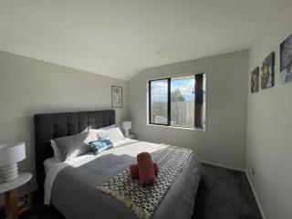 Luxury 4 Bedroom Family Retreat - Lincoln - 7