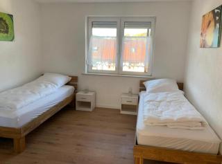 Monteur- und Ferienwohnung 1 - Haus Weitblick Schonungen - Schonungen - 2