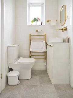 Rofennie Suite -Luxury ensuite room! - 6