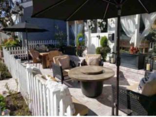 Balboa Island Beach Cottage with Golf Cart - 8