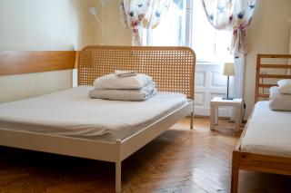 Trzy Kafki Private Rooms - Krakow - 6