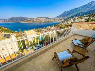 Villa Merih 5 Bedroom Luxury Villa with Breathtaking Views - Kaş - 4