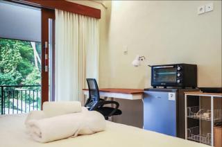 Modern Room w/ Desk, Office Chair & Kitchenette /2 - 1