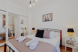 Modern Fisherman's Stone House Brna - 6