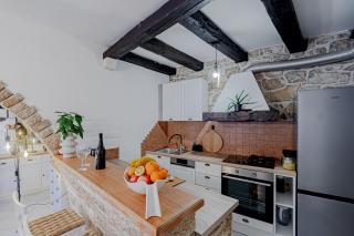 Modern Fisherman's Stone House Brna - 3