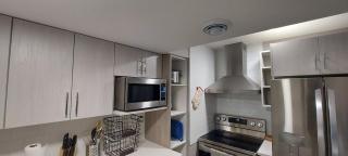 Cozy 2-Bedroom Basement Guest Suite with Private Entrance and Proximity to the Airport - Edmonton - 5