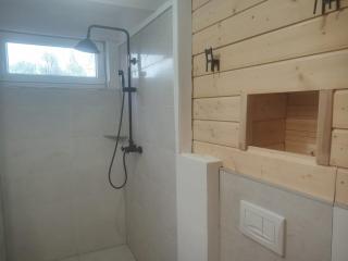 Grotini - - 3