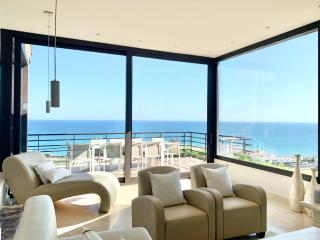 Sitges Spaces Sea View Villa- 6 Bedrooms, 5 bathrooms, 2 private pools, Near center - Sitges - 9